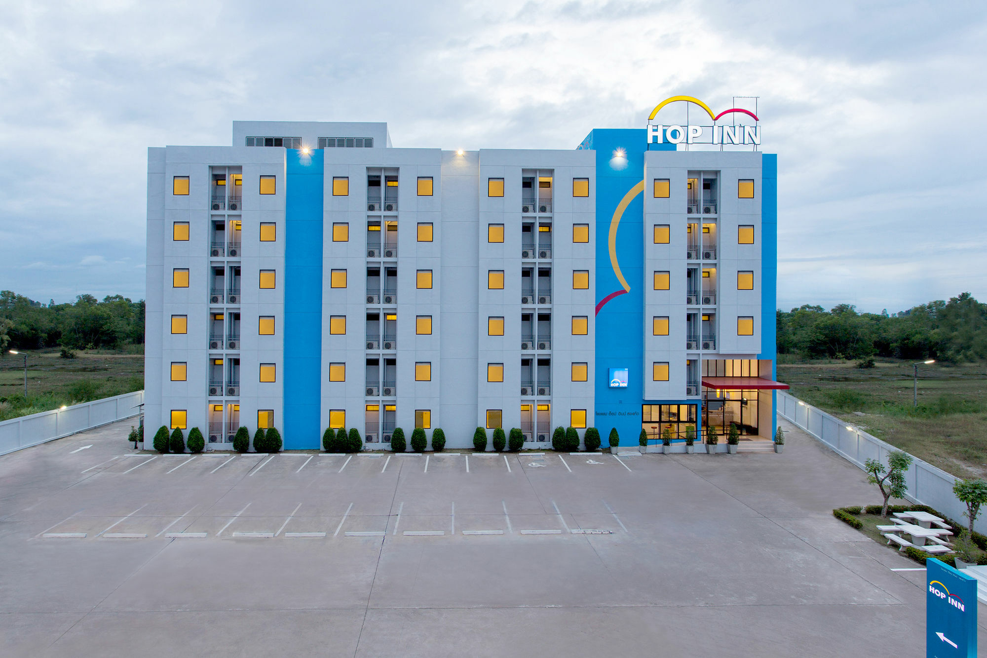 Hop Inn Chanthaburi Buitenkant foto